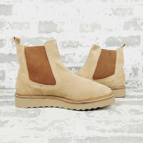 New Jack Rogers Girls Coco Suede Leather Chelsea Boots A405 - Picture 2 of 10